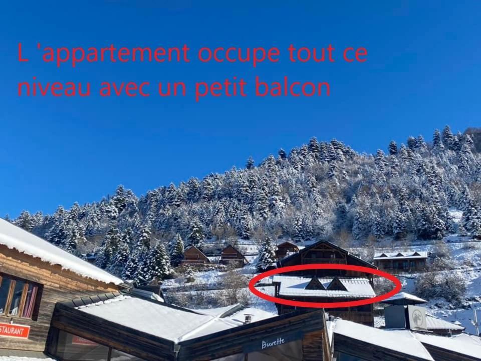 Pleine Nature Pied Pistes Piscine Chauffee 우스투 외부 사진